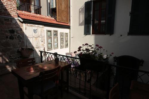 阳台/露台, Ayvalık Palacitta Guesthouse in 艾瓦勒克
