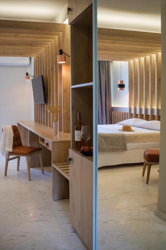 Bourtzi Hotel - image 2
