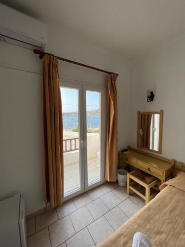 Asterias Hotel - Seafront in Paros Island