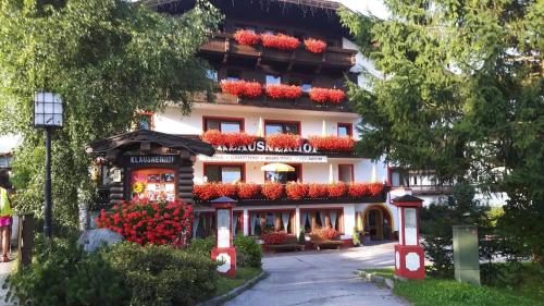 Landhaus Klausnerhof Hotel Garni in Seefeld in Tirol, Österreich