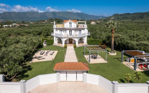 Gala's Elegant Home Villa - Accommodation - Zakynthos Town