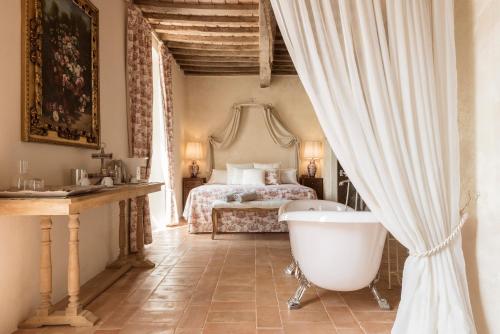 Dimora Santa Margherita - Boutique Hotel - image 2