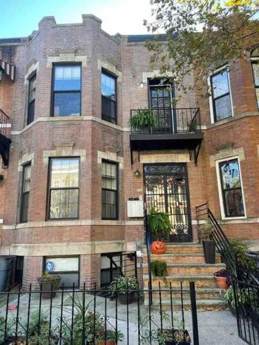 Chauncey Townhouse in Brooklyn, USA