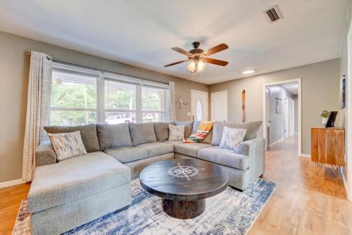 High-Flying Haven 4bd 2 bath in Enterprise, USA