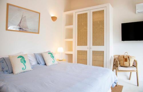 2 twin beds