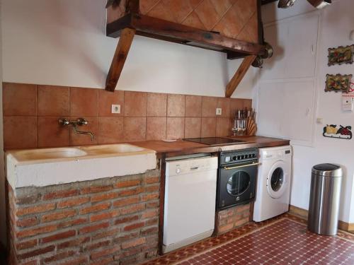 Konyha, LA CASONA DE DON ELÍAS (LA CASONA DE DON ELIAS) in Arenas De Iguna