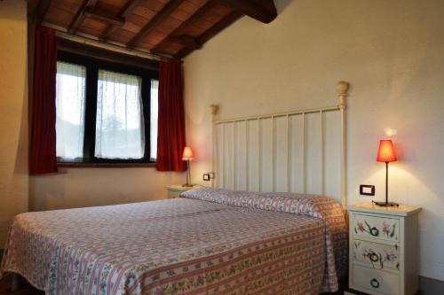 3 bedrooms, 4 beds