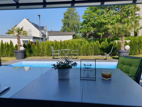 großzugige Unterkunft mit Terrasse in Villmar