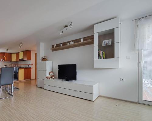 Спільний лаунж/ТБ зона, Apartma Hilltop Haven in Смар'є прі Єлса