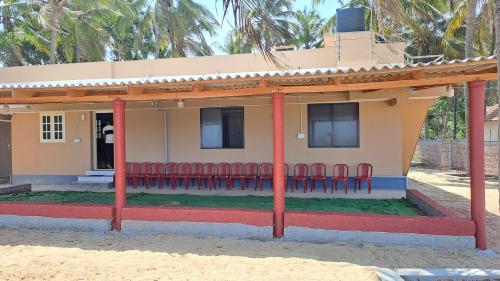 Snehasindhu- Sea breeze delight Homestay