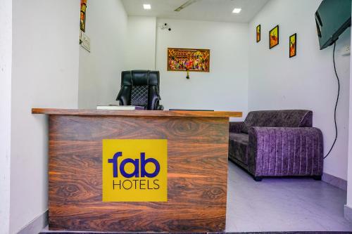 FabHotel Crystal Inn