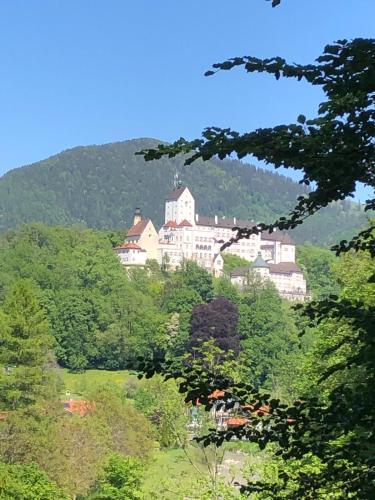 ciao-aschau Haus zur Burg Ap112 Burgblick