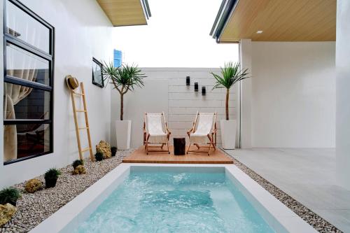 . Bali-inspired Villa with Dipping Pool by Pallet Homes