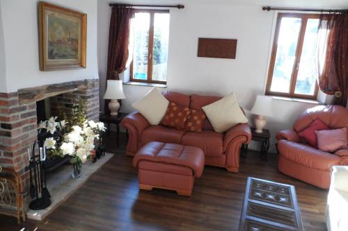 Comfortable, stylish house in small rural village - Étagnac