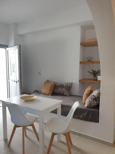 Kalypso Studio, Pera Gyalos (foto 5)