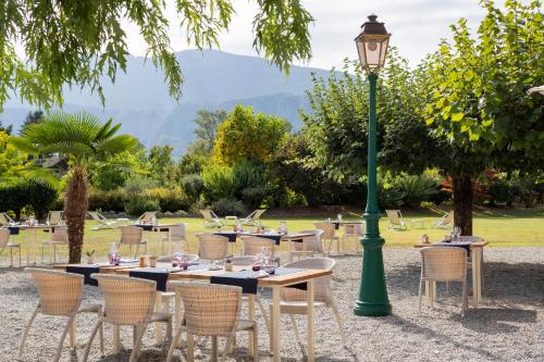 Hotel Les Grillons in Talloires-Montmin