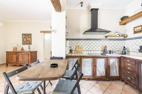 Dapur, Villa Laforge in Carmona