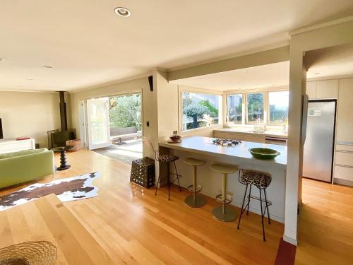 Oceanbeach Cottage By The Sea - Mount Maunganui