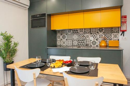 Host Wise - Amadeo Apartments 3