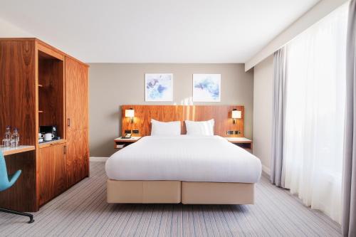 Courtyard by Marriott London Gatwick Airport - image 10