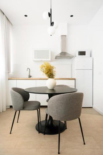 Blanq Marina Suites, Valencia (photo 8)
