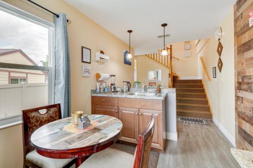 25 Mi to Disney Home with Shared Pool in Orlando in Orlando West