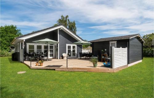 Gorgeous Home In Sams With Kitchen