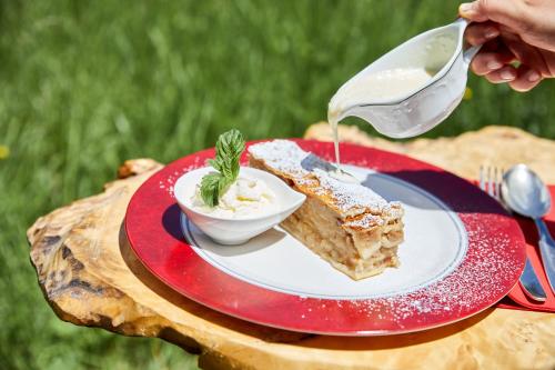 Hotel Hubertushof - Ihr Hotel mit Herz - image 2