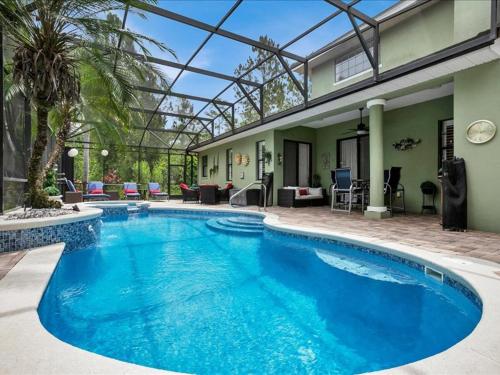 Magical Memories 5 Br Spacious Pool-Spa Home
