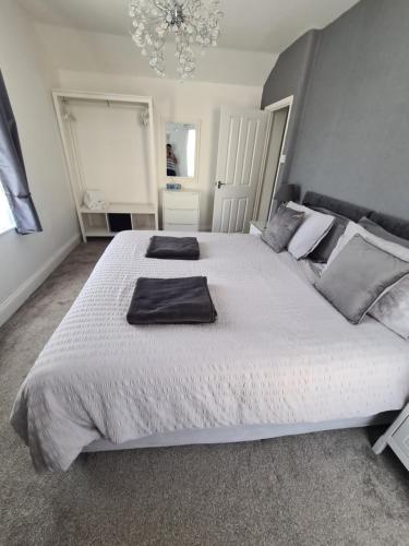Superior Apartment image 8
