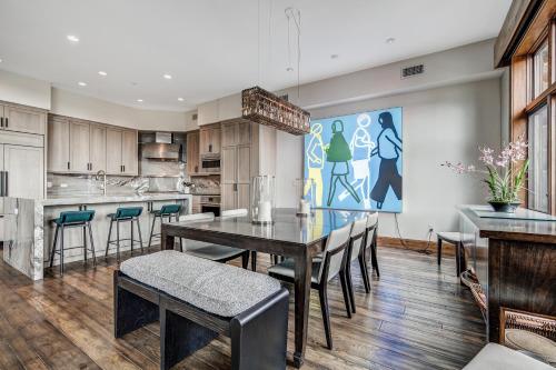 Bachelor Gulch Horizon Pass Private Townhome in Beaver Creek, USA