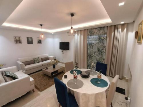 Luxurious 2-Bed Apartment in Sidi Daoud Marsa in Sidi Daoud