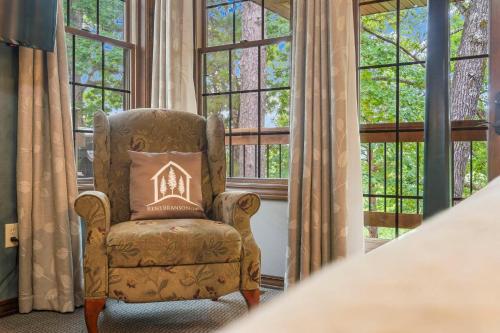 Meadows Edge Lodge with GameRoom - image 3