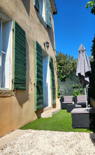 Appartement de charme avec terrasse - Location saisonnière - Toulon