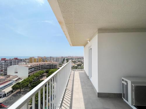 Global Properties, Apartamento con terraza y vistas al mar