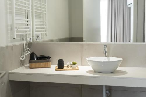 Madalena Village 6 - City centre by HD PROPERTIES - image 3