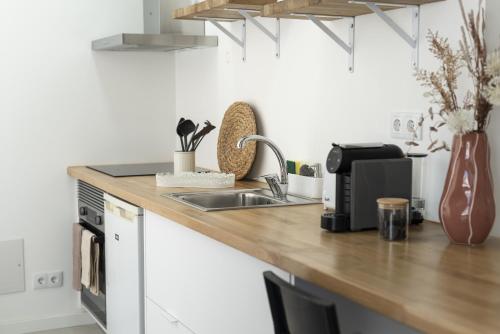 Madalena Village 7 - City centre by HD PROPERTIES - image 5