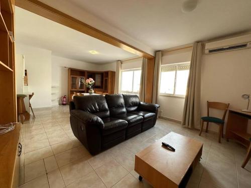 Spacious 2 bedroom apartment in Portimão