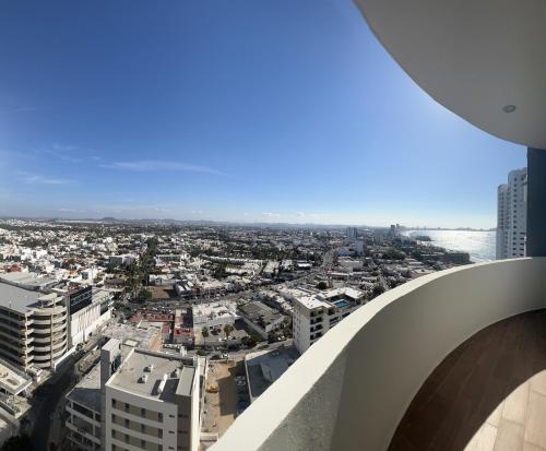 Hotel Tramonto Mazatlan Room Type - Suite with City View