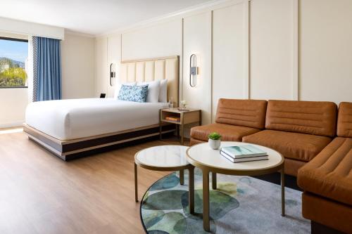 The Anza-a Calabasas Hotel