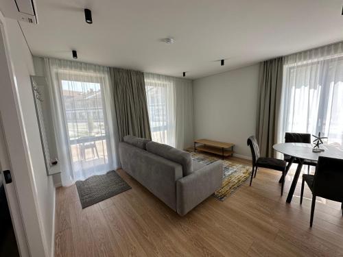 "Nidos vėtrungės" atostogų namai ("Nidos vetrunges" atostogu namai) in 內林加