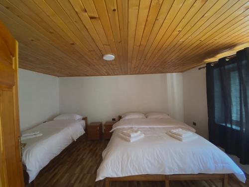 Guesthouse Rexhepi, Valbonë (Guesthouse Rexhepi, Valbone) in Bajram Curri