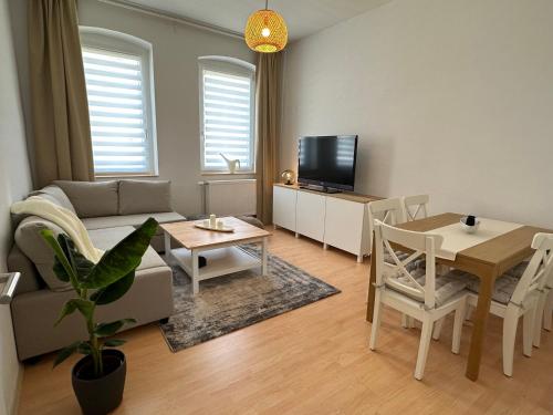 Große Ferienwohnung für Gruppen und Familien bis 8 Personen mit Balkon in Erfurt, Deutschland