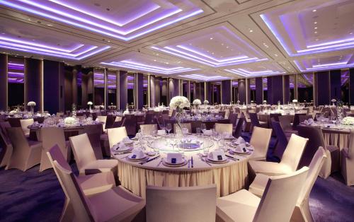 Banquet hall, Humble House Taipei, Curio Collection by Hilton near TWTC Exhibition Hall