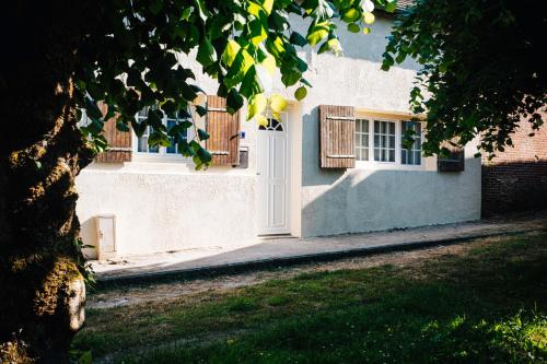 Loveroom Du Perche : maison avec balnéo