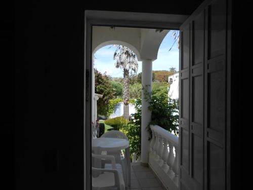 Сад, Dona Ana Garden in Лагос