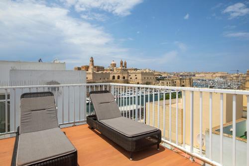 Traditional & Modern Maltese Townhouse - Rooftop Terrace and Sea Views, close to Birgu Waterfront, Cospicua (foto 10)