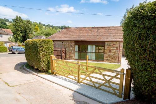 The Barn in Longhope - Luxury Barn Conversion