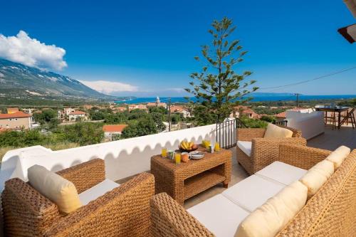 Villa Stunning Views