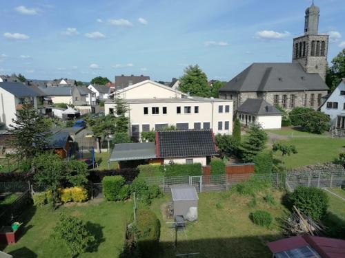 Möblierte Dachgeschosswohnung in ruhiger Lage zu vermieten